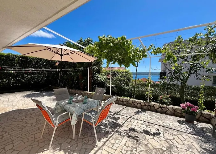 Simona 크리크베니카